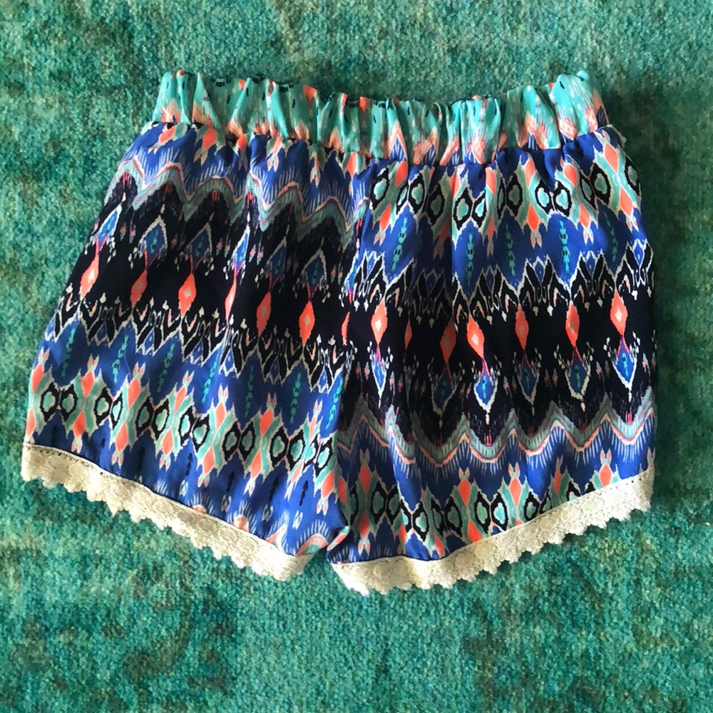 Patterned Shorts - image 2